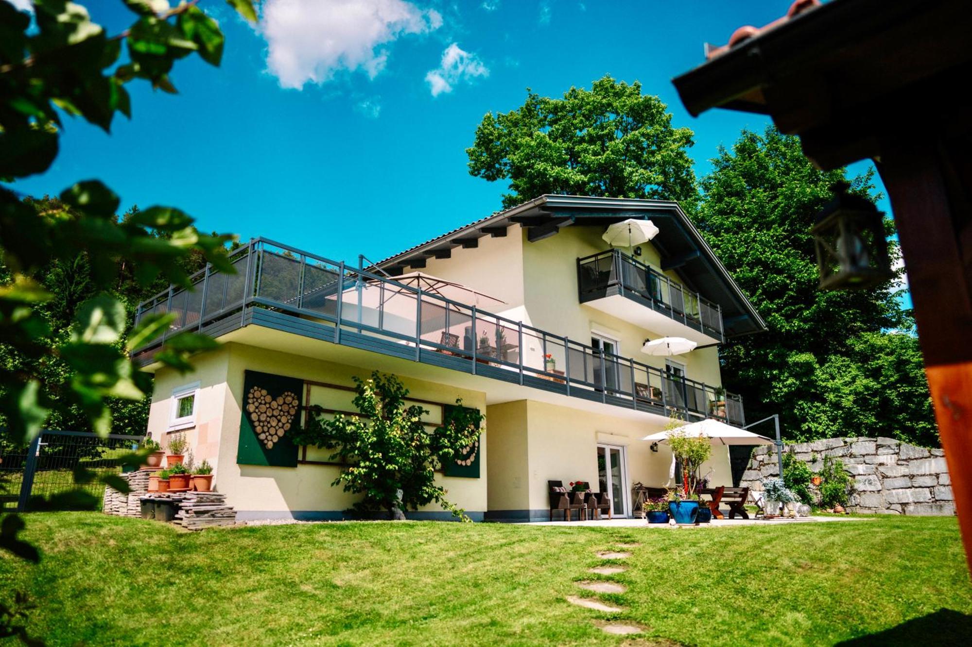 Apartamento Schwalbennest Velden Velden am Wörthersee Exterior foto
